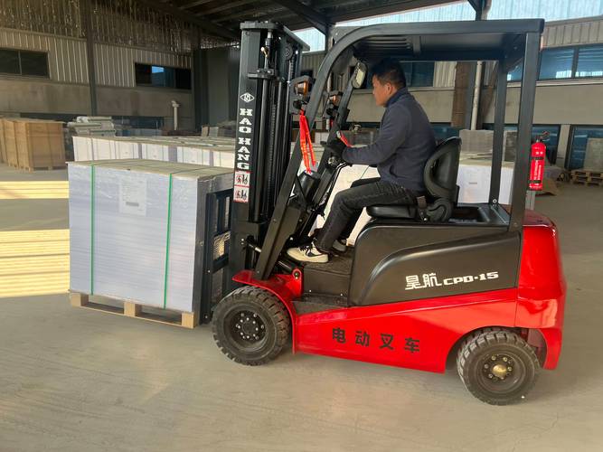 舒華跑步機售后維修電話，新能源汽車售后維修市場分析
